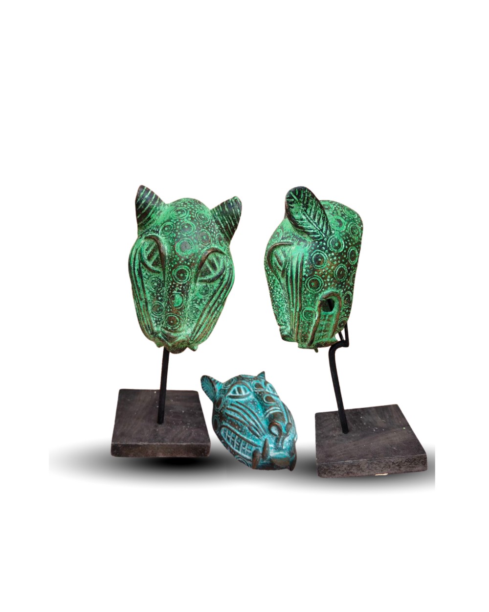 BENIN - IFE SMALL BRONZE LEOPARD HEADS